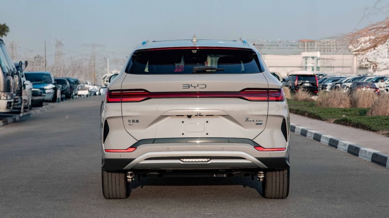 بي واي دي سونغ بلس EV 520KM LUXURY EDITION | 2025 | Ready Stock Limited QTY | For Local Registration +10% | RAMADAN REW