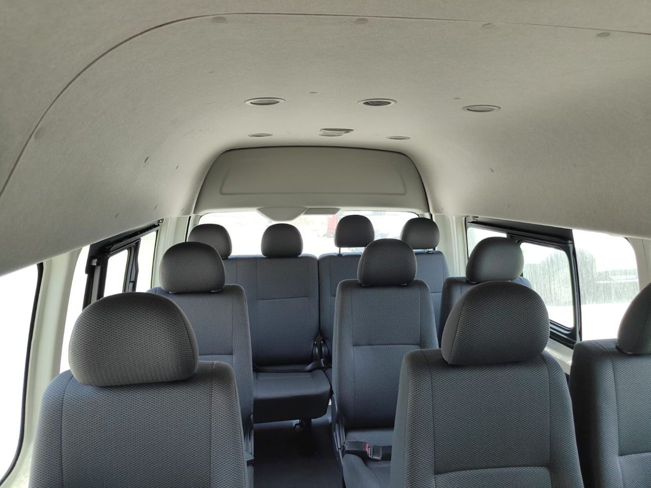 تويوتا هاياس 2025 Toyota Hiace (Old-Shape) High-Roof 16-Seater Passenger Van 2.7L 4-Cyl Petrol M/T RWD Africa Onl