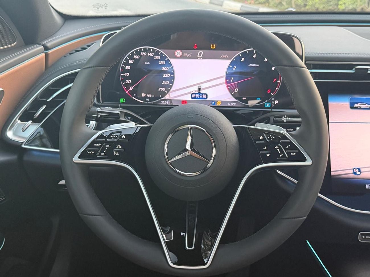 Mercedes Benz E300