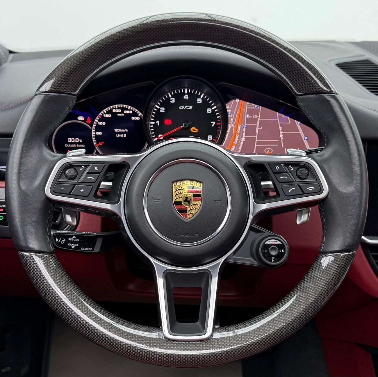 Porsche Cayenne GTS 4.0L (460 HP) 2021 Porsche Cayenne GTS, Warranty, Full Porsche Service History, Excellent Condit