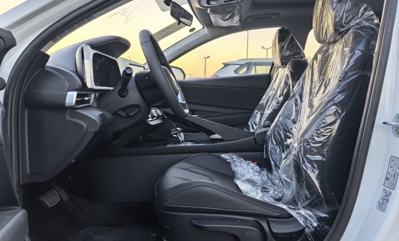 هيونداي إلانترا Comfort 1.6L