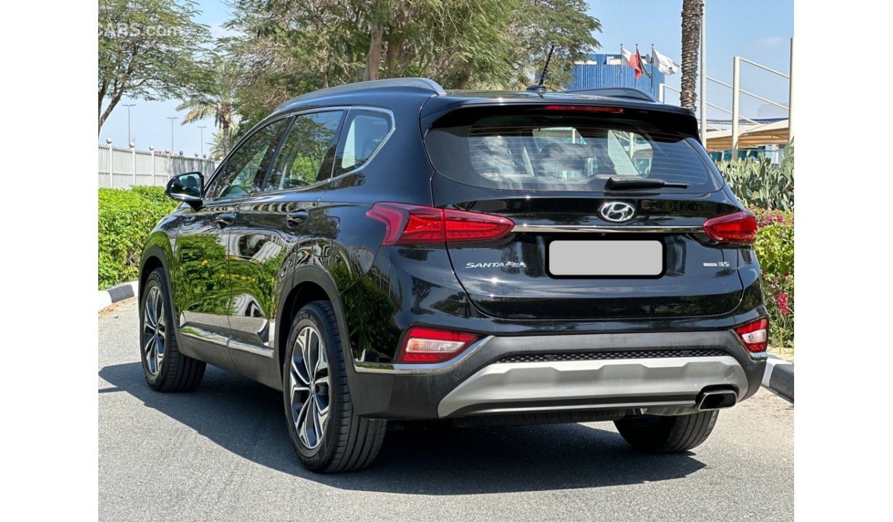 هيونداي سانتا في GCC FULL Options SUV