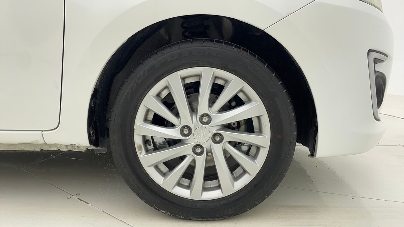 ميتسوبيشي اتراج GLX MIDLINE 1.2 | بدون دفعة مقدمة | اختبار قيادة مجاني للمنزل