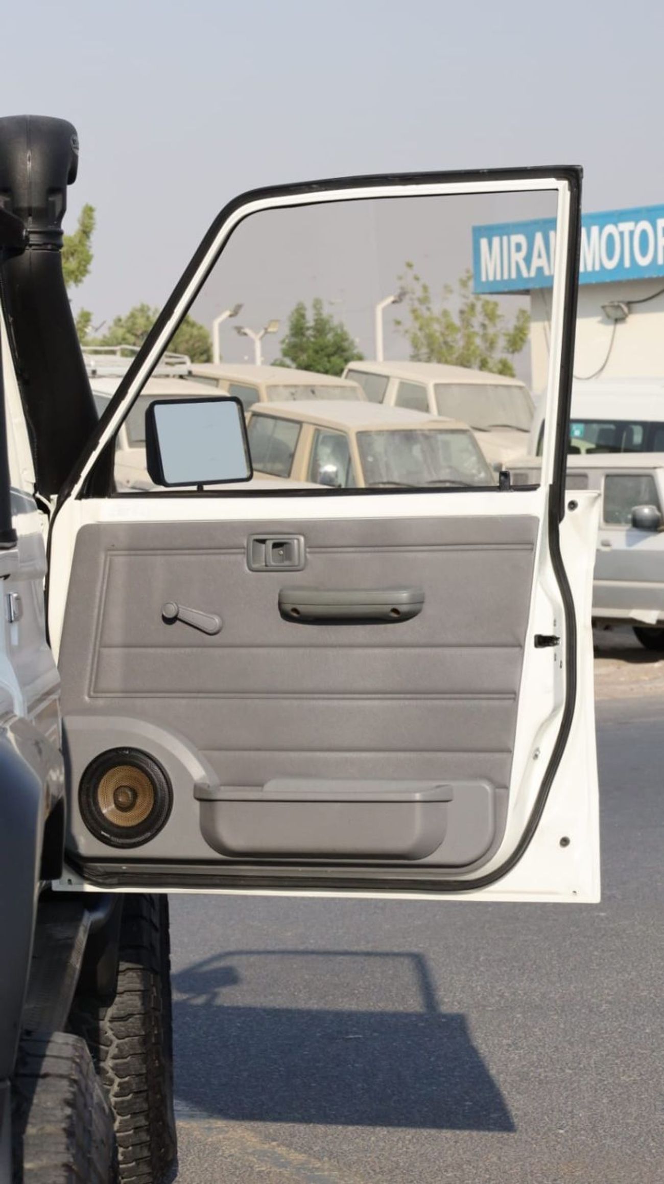 Toyota Land Cruiser Pick Up Double Cabin 4.5L 2014 TOYOTA LAND CRUISER DOULE CABIN