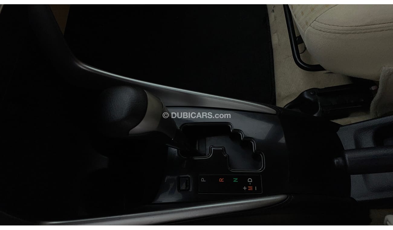 تويوتا يارس SE 1.5 | +مع الضمان | كمان تم فحص ١٥٠