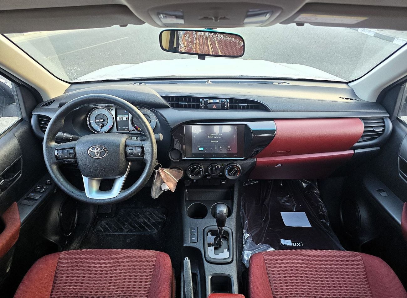 Toyota Hilux GLX TOYOTA HILUX D.C PICKUP GLS G1 2.7L A/T PETROL 4X2 5 SEATER White Color 2026 MODEL