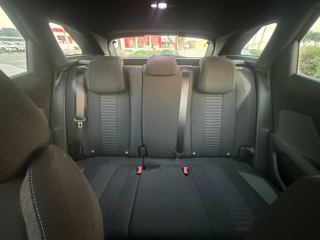 بيجو 3008 PEUGEOT 3008 2024 1.6L GCC ORIGINAL PAINT IN PERFECT CONDITION