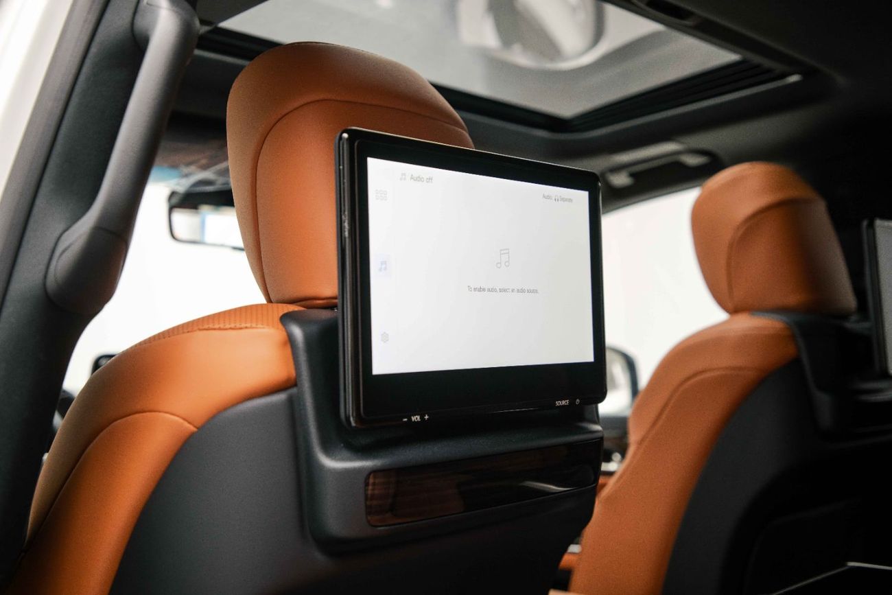 Lexus LX 600 VIP 3.5L - Sonic Quartz Inside VIP Sun Flair | Export Only