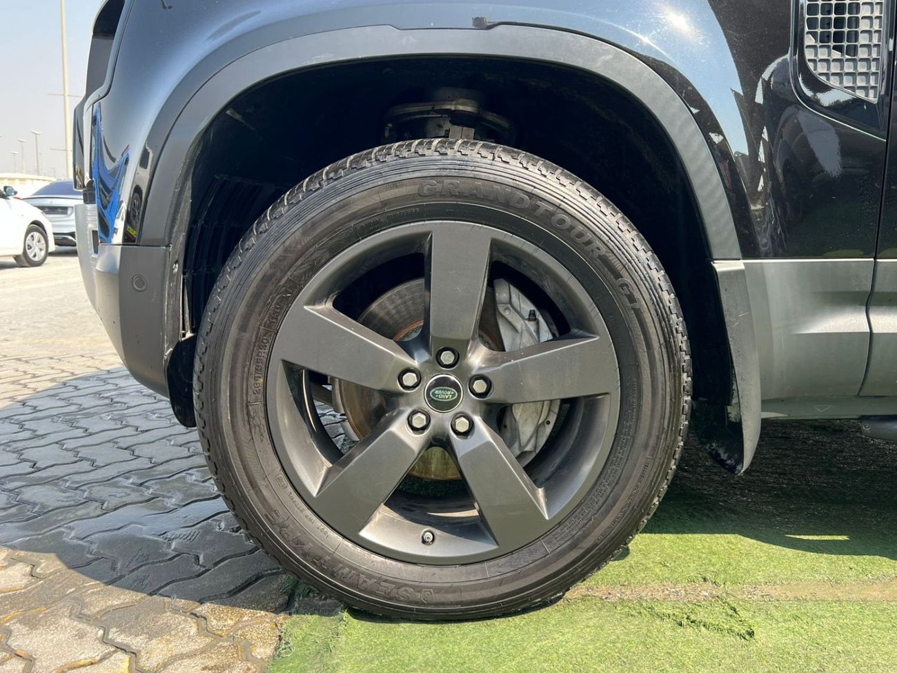 Land Rover Defender LAND ROVER DEFENDER 2020 P400 110 SE 3.0L (5 Seater)/V6