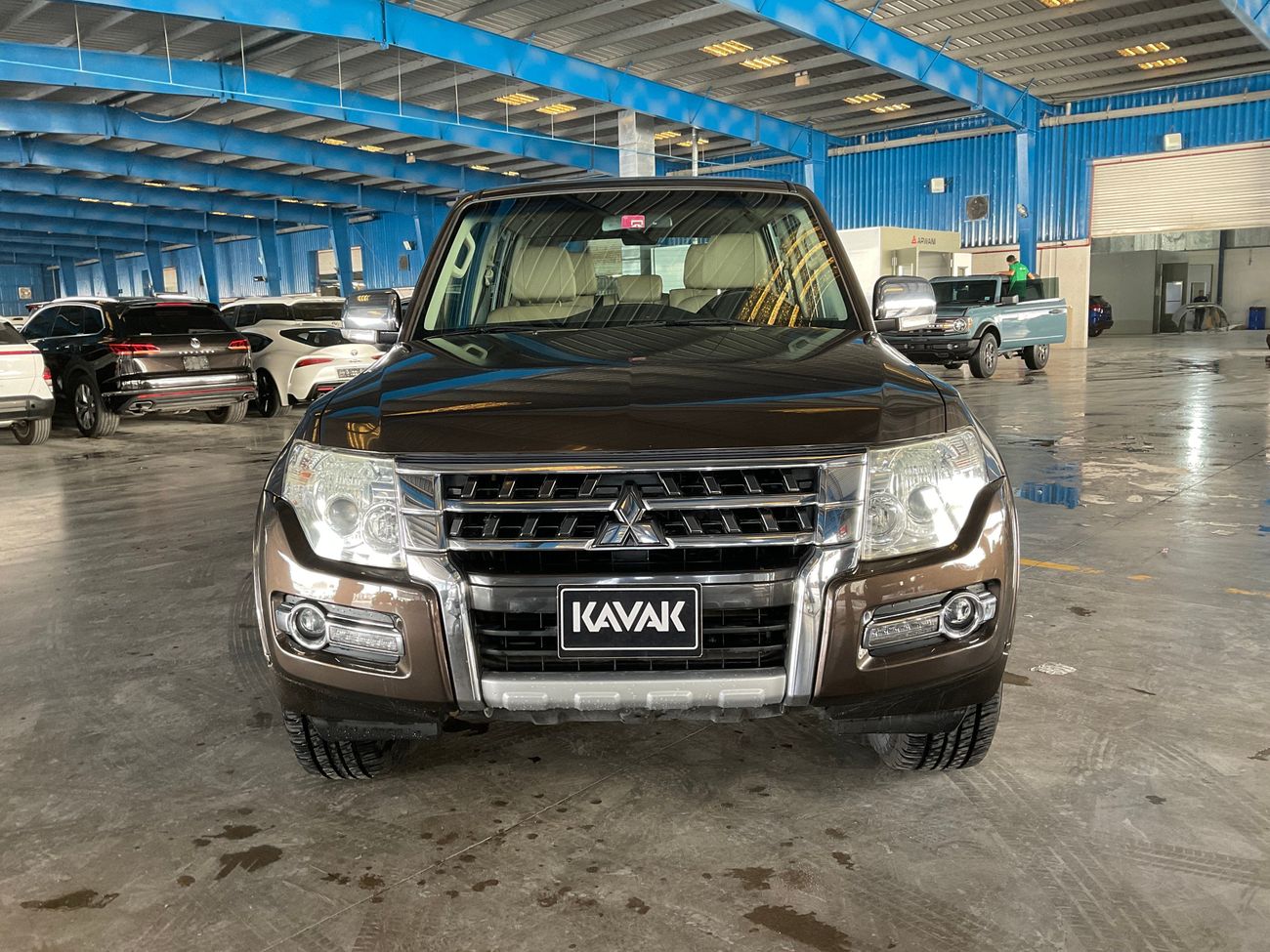 Mitsubishi Pajero GLS Lowline | National Day Celebration | Guaranteed Warranty | 0 Down Payment