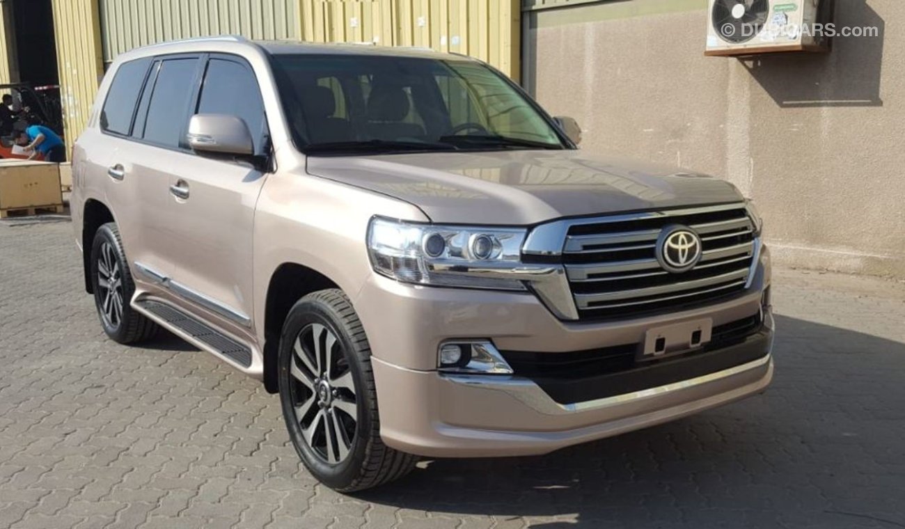 Toyota Land Cruiser V8