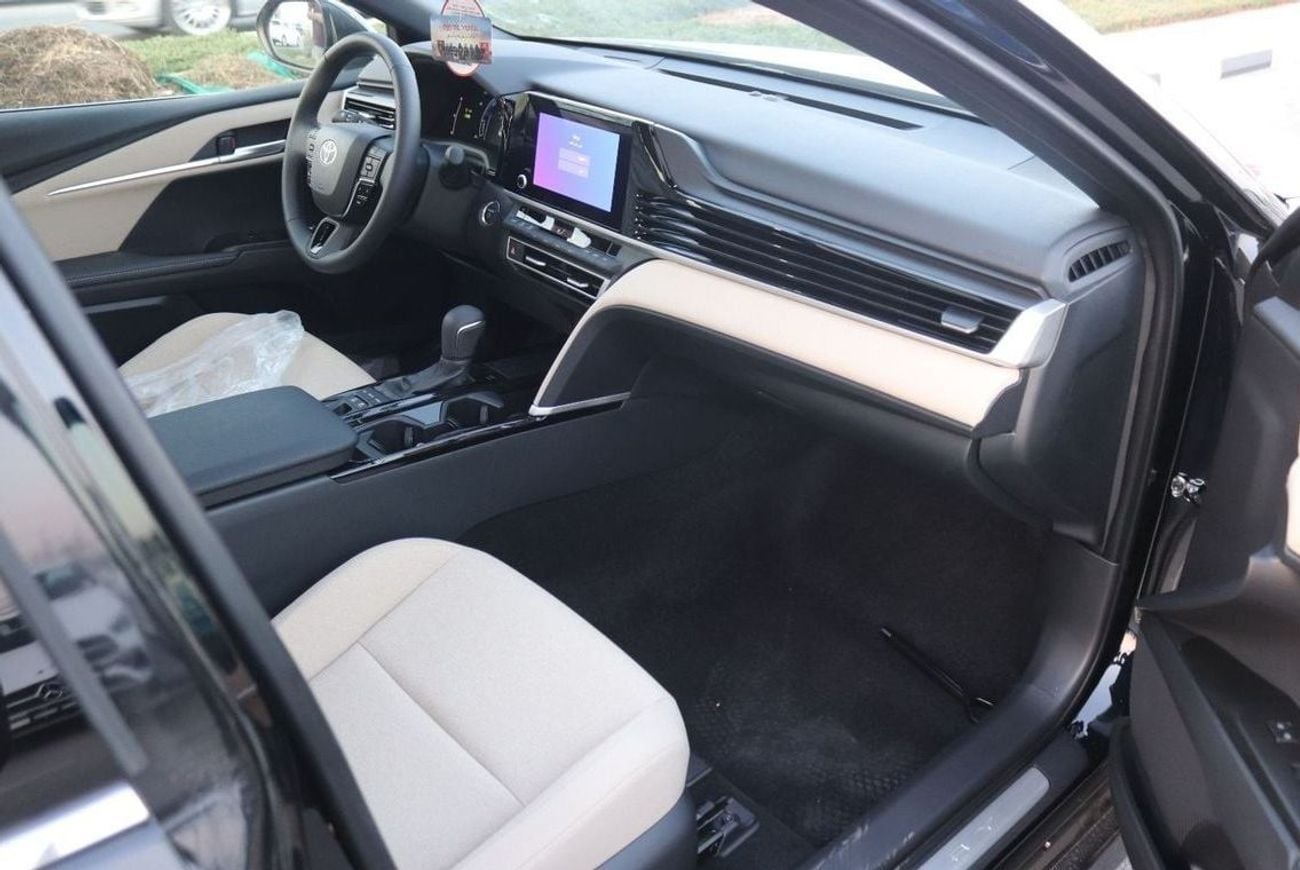 تويوتا كامري 2.5LE, KEYLESS ENTRY,PUSH START, PANORAMIC ROOF, ALLOY WHEELS, MODEL 2026