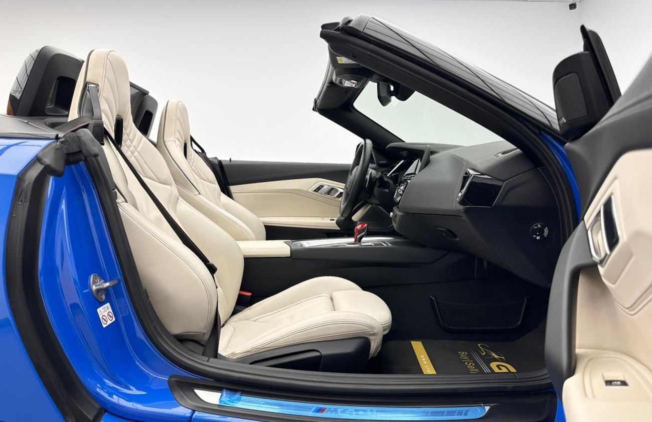 BMW Z4 M40i 3.0L 2020 BMW Z4 M40i M-Sport, 1 Year Warranty Unlimited Km, BMW Full Service History, GCC