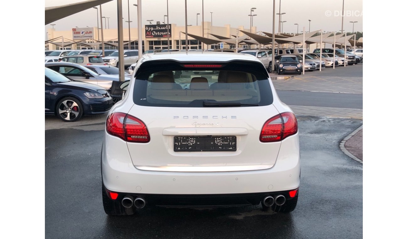 Porsche Cayenne PORSCHE CAYENNE S MODEL 2013 GCC CAR PERFECT CONDITION FULL OPTION PANORAMIC ROOF LEATHER SEATS BACK