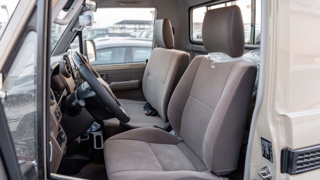 تويوتا لاند كروزر بيك آب 2026 Toyota Land Cruiser LC 79 2.8L MT Diesel (Beige-Brown)