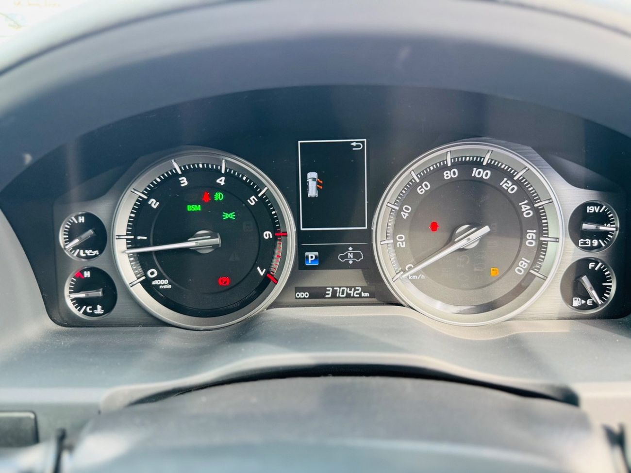 تويوتا لاند كروزر Zx wald edition top of the range