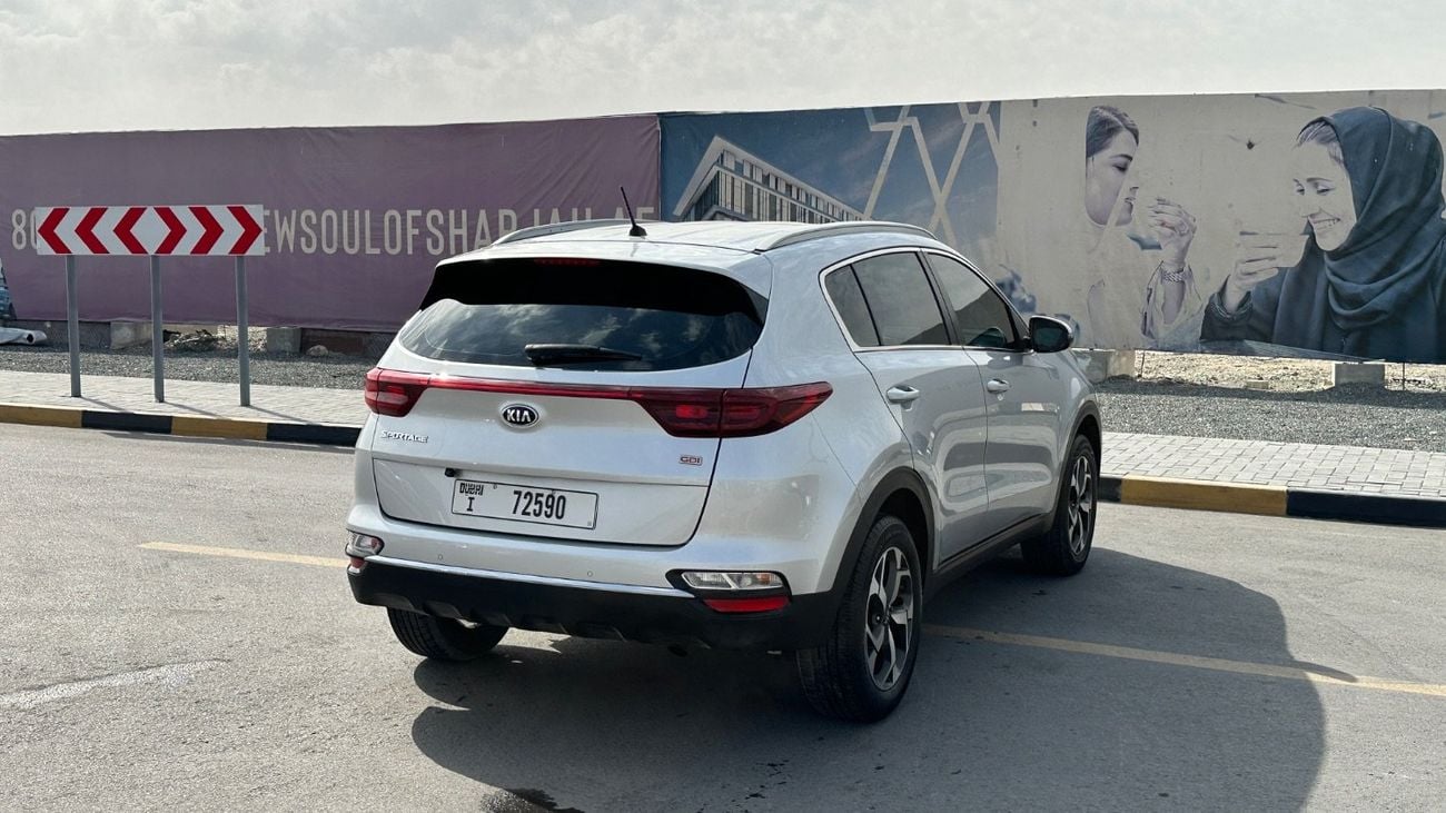 كيا سبورتيج Base 1.6L