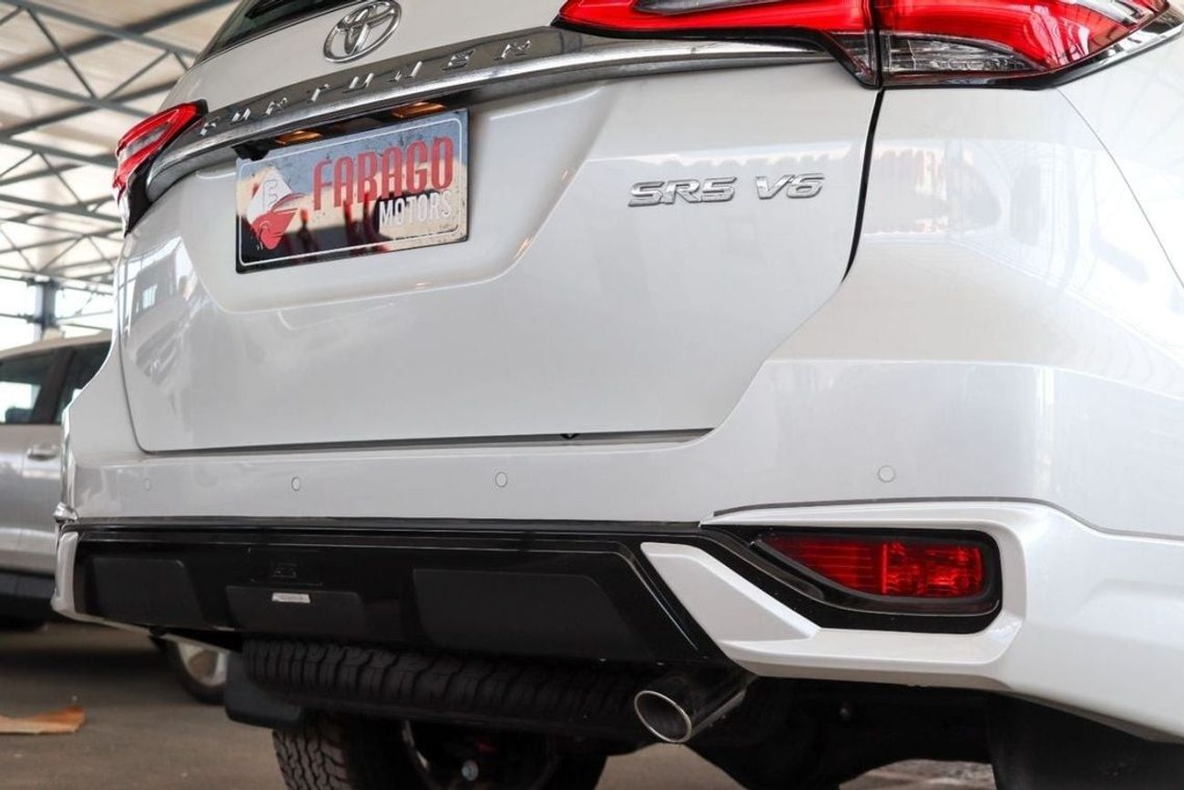 تويوتا فورتونر 2025 FORTUNER VXR 4.0 V6 PETROL/GASOLINA - **EXPORT ONLY**التصدير فقط خارج الخليج**