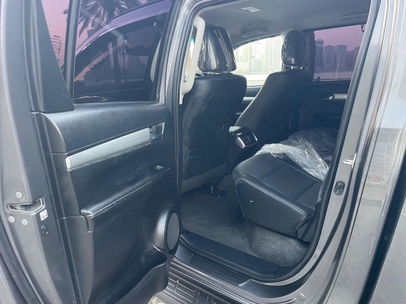 تويوتا هيلوكس SGLX Toyota Hilux SR5 full option export from Australia