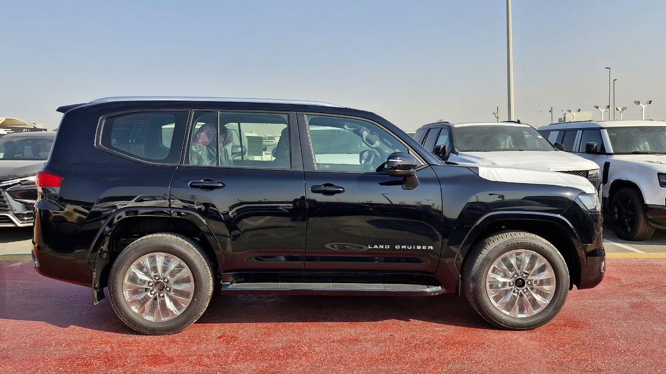 Toyota Land Cruiser GXR 2025 3.3L 7-Seats 4X4 Brand New Cars 0Km