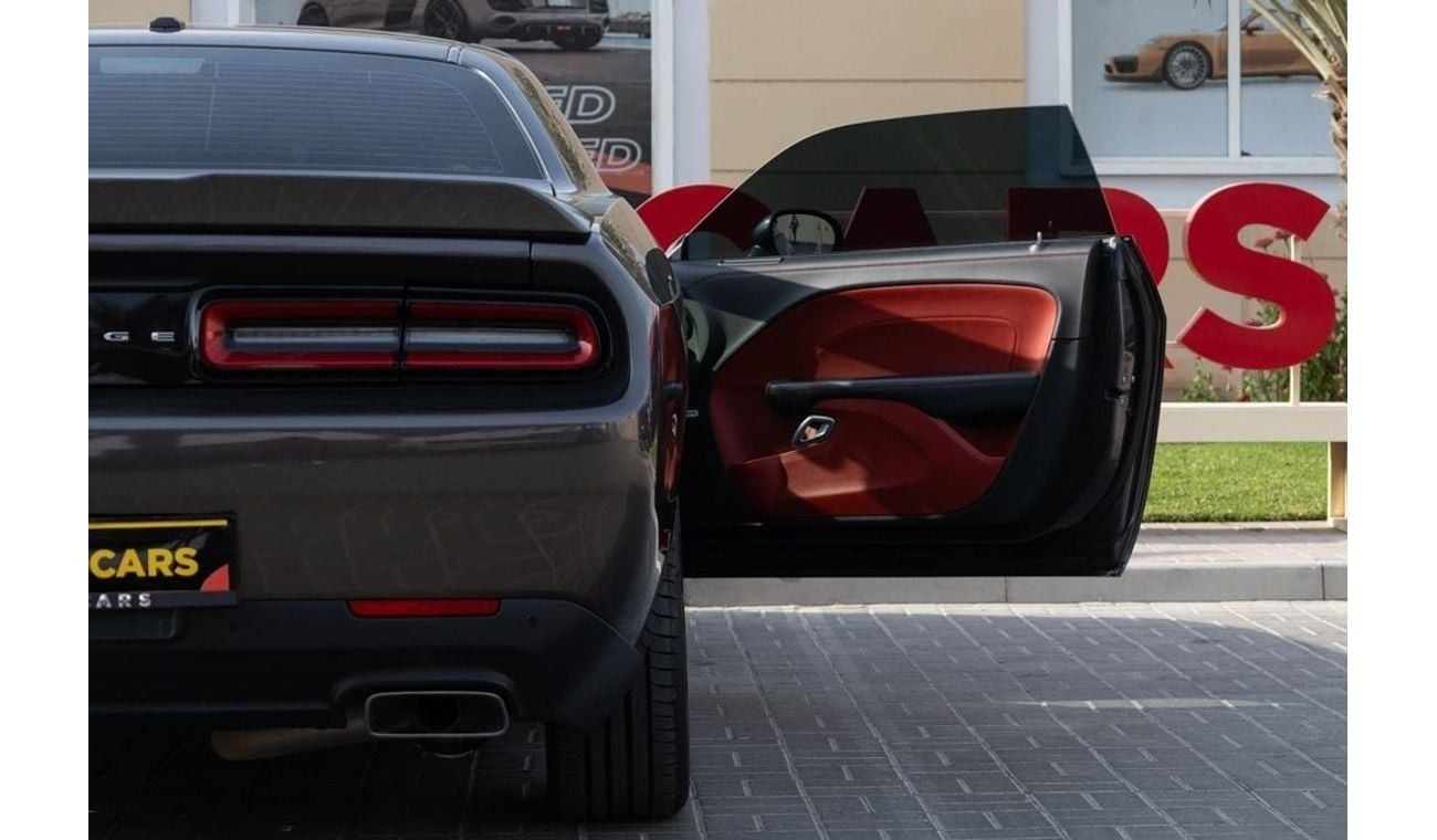 دودج تشالينجر R/T Plus 5.7L (375 HP) Dodge Challenger R/T Plus 2020 GCC under Warranty with Flexible Down-Payment.