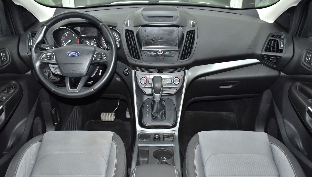 فورد إيسكاب EXCELLENT DEAL for our Ford Escape ( 2017 Model ) in White Color GCC Specs