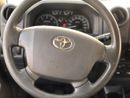 Toyota Land Cruiser 70 LX78 4.2L Diesel, Snorkel, Alloy Rims 16'', Low Milage, Clean Interior and Exterior, Mp3, CD-Player
