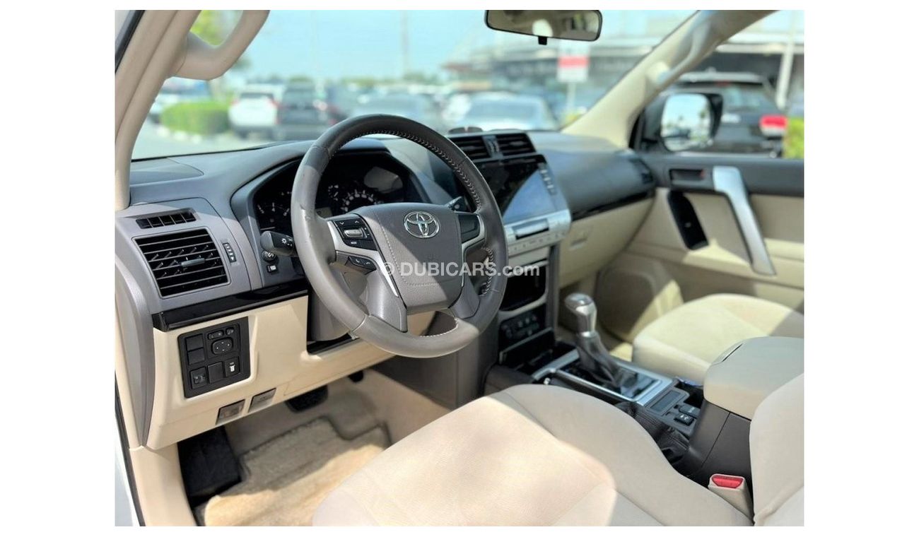 تويوتا برادو GXR V6 4.0 2018 GCC SINGLE WITH AGENCY SERVICE IN MINT CONDITION