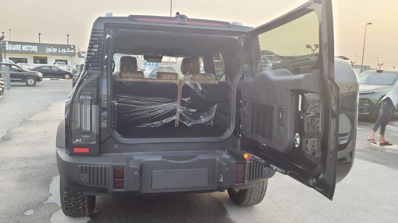 جيتور T2 JETOUR T2 2.0L | 5-Seater | Elegant Black Exterior & Premium Beige Interior