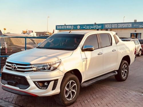 تويوتا هيلوكس ADVENTURE TRD