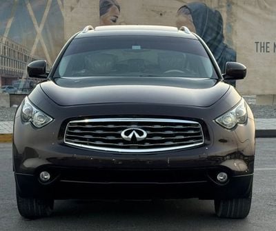 Infiniti FX35 fully ,5 cameras ,sunroof