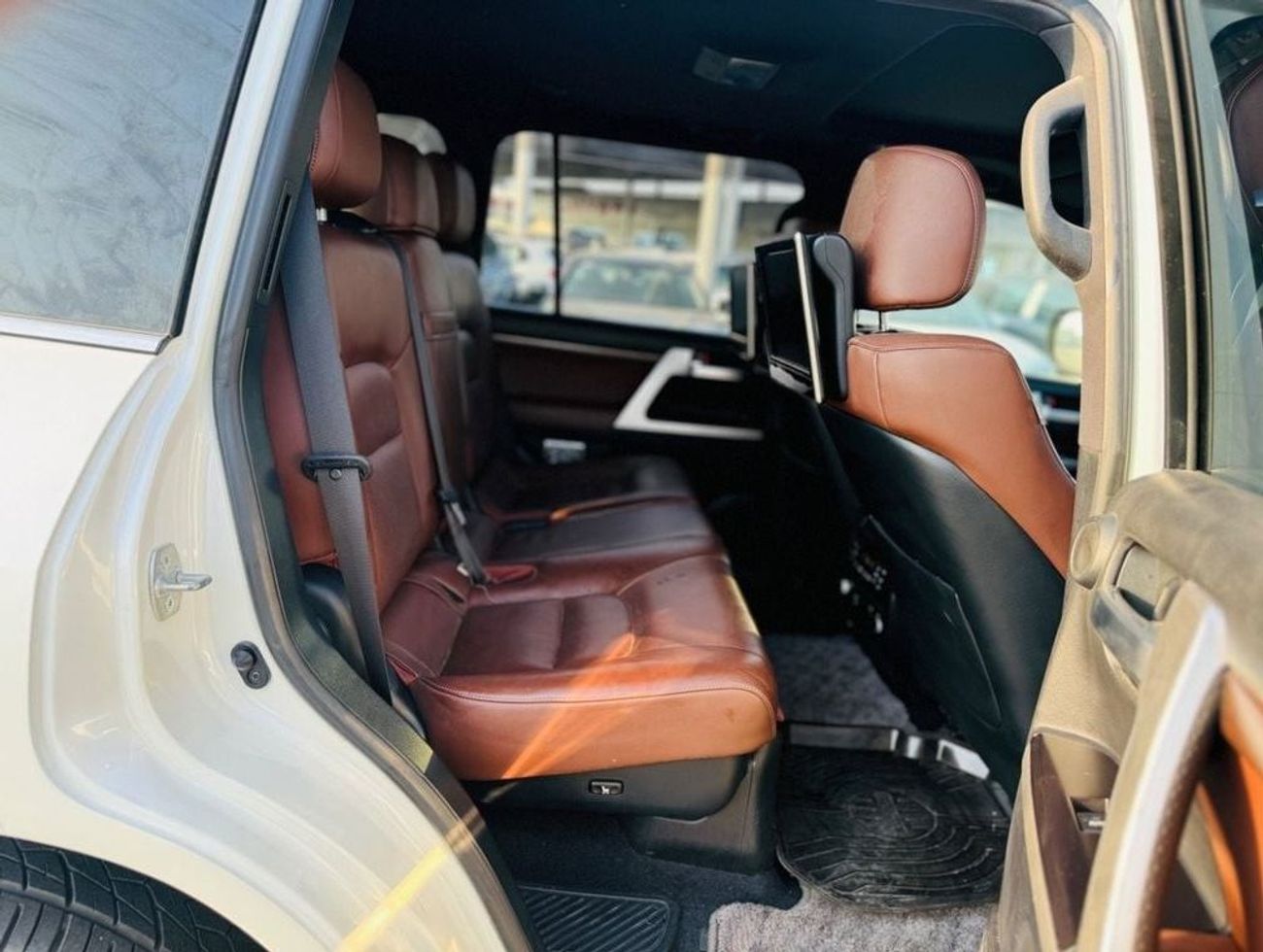 Toyota Land Cruiser Zx top of the range