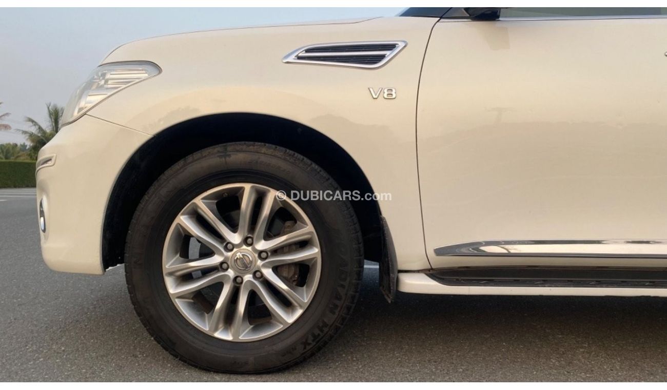 نيسان باترول LE بلاتينوم 1 على 1 رادار تحكم مسار كراسي كهرباء شاشات خلفيه خمس كاميرات بدون حادث بدون