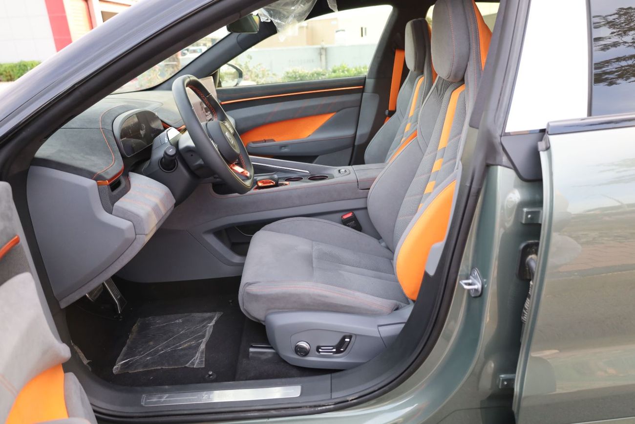 Zeekr 001 YOU Edition 100kWh AWD Z-Sport Package