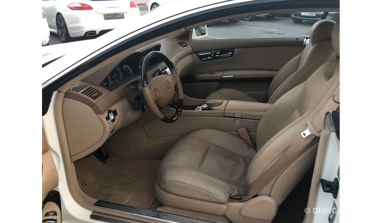 مرسيدس بنز CL 500 موديل 2010 خليجي حاله ممتازه من الداخل والخارج فل مواصفات كراسي جلد ومثبت سرعه وتحكم كهربي كامل ونظا