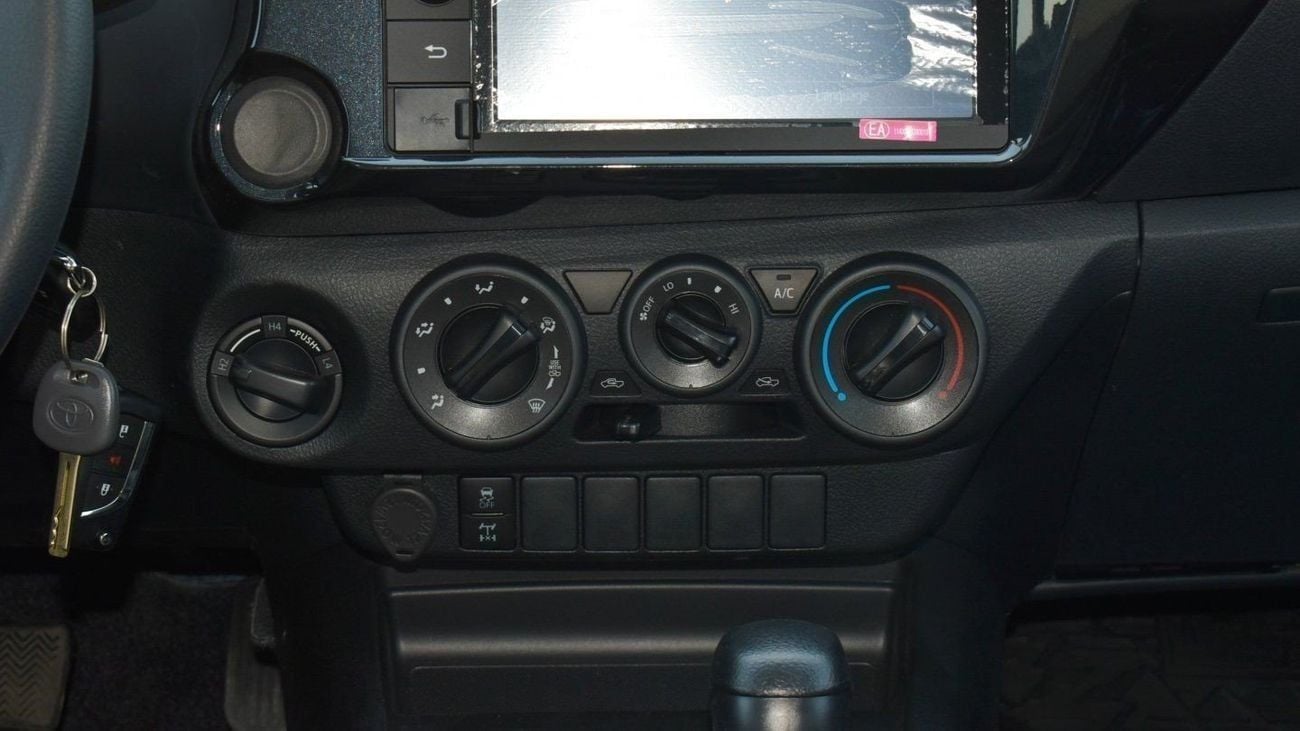 تويوتا هيلوكس GL toyota hilux 2.4l v4 2025 0km