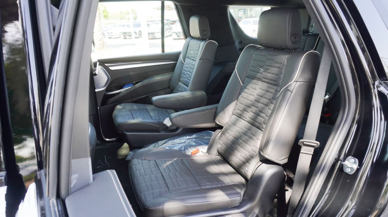 Cadillac Escalade V SERIES Cadillac Escalade-V | 2026 | GCC Specs | Petrol | 6.2L Supercharged V8 | 682 HP | AWD