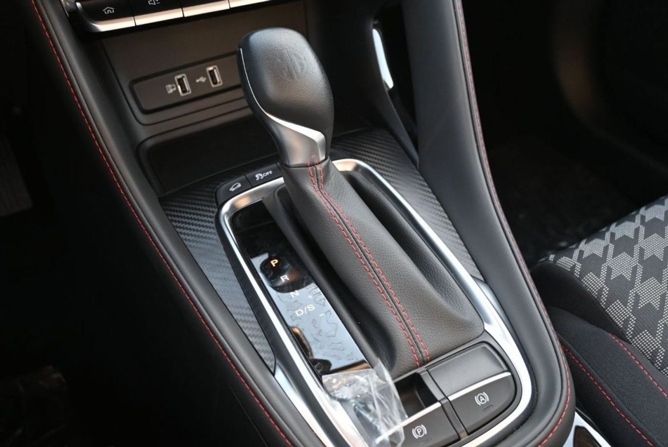 أم جي ZS MG ZS 1.5L Petrol Model 2024 Color Silver