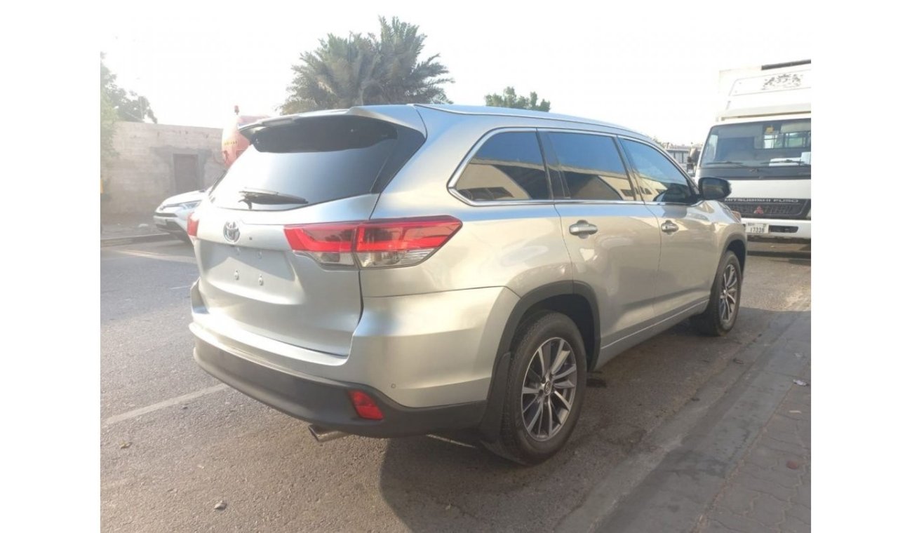 Toyota Kluger TOYOTA KLUGER JEEP RIGHT HAND DRIVE (PM878)