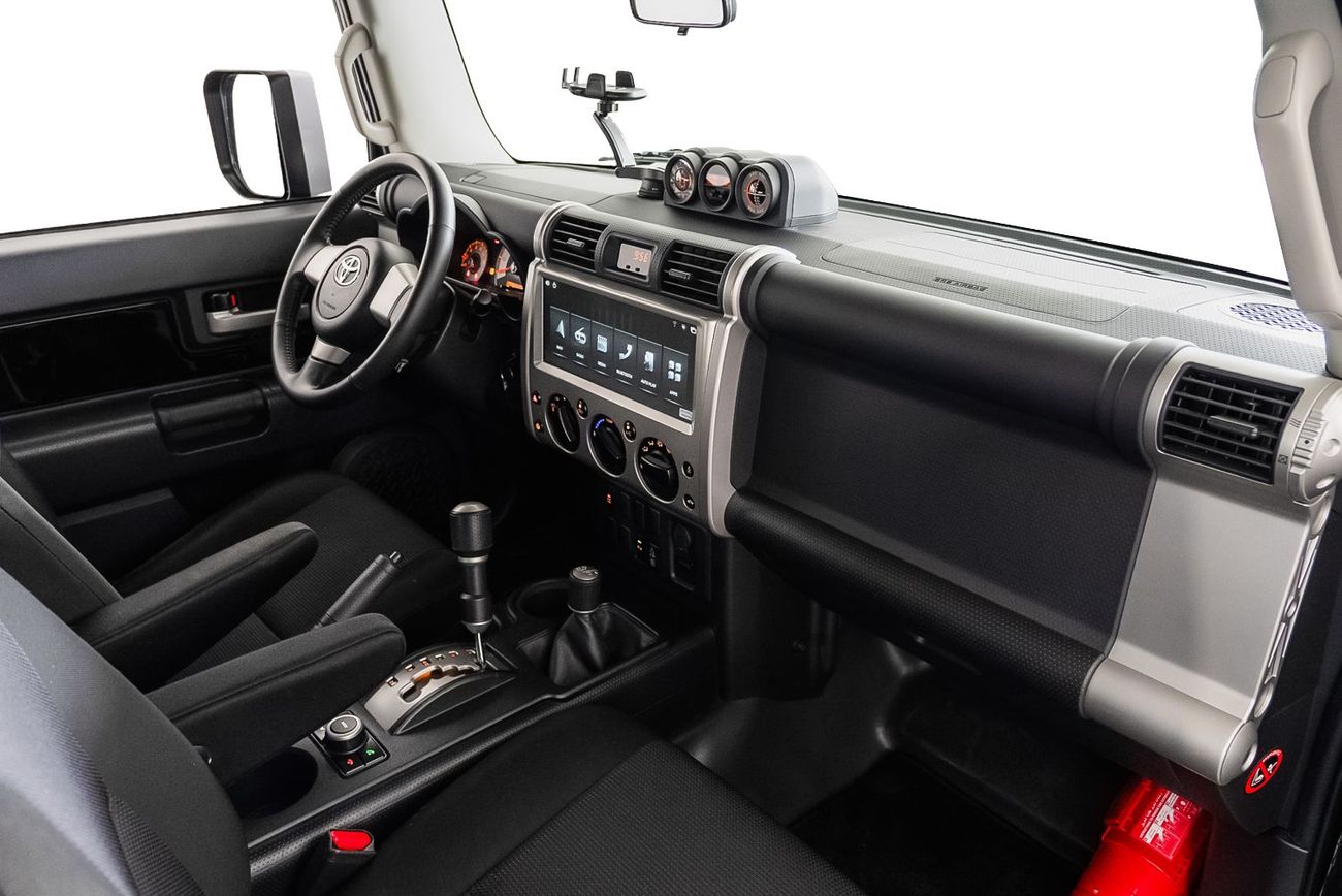 Toyota FJ Cruiser GXR 4.0L A/T