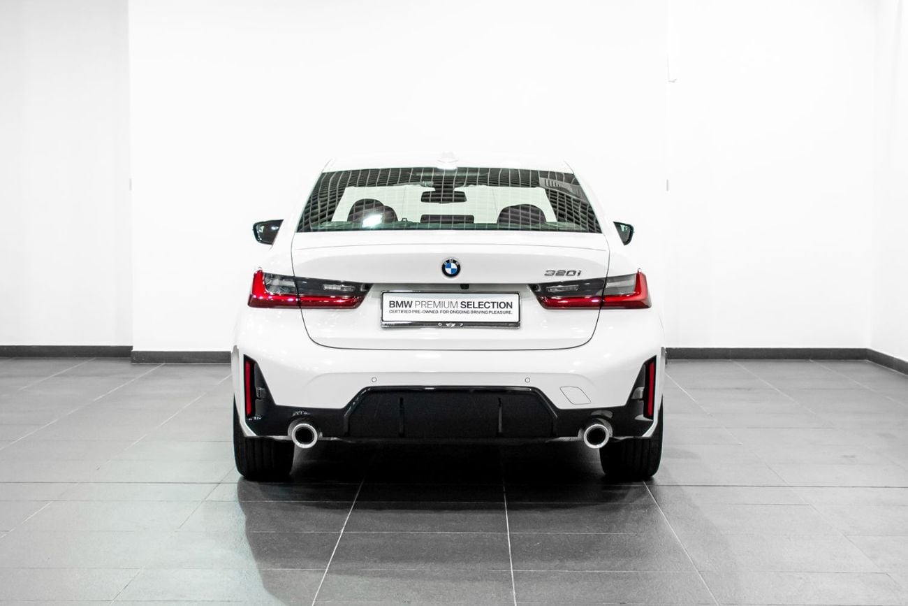 BMW 320i M SPORT