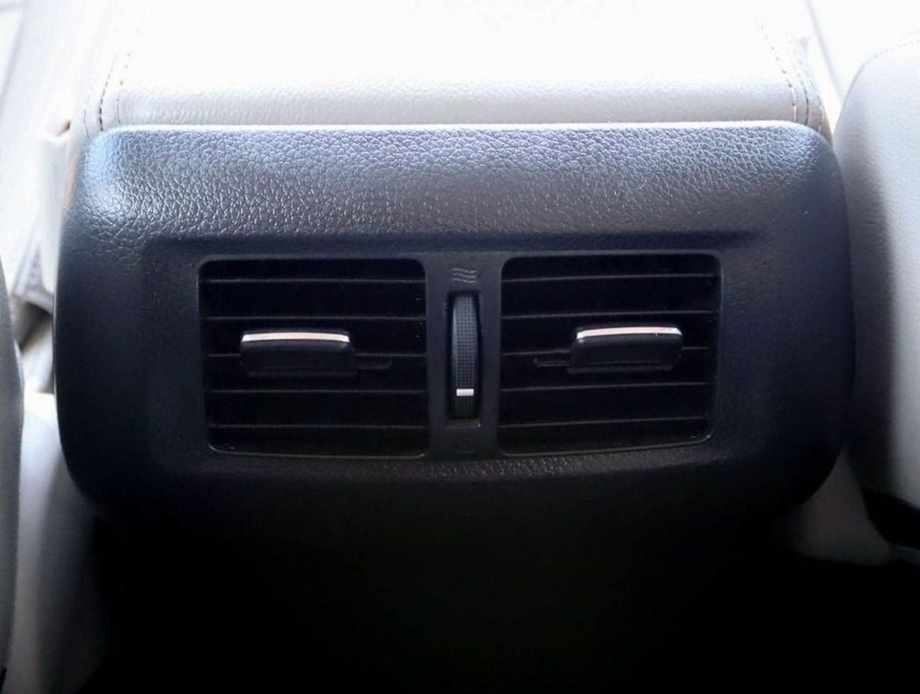 Nissan XTerra SE 2.5L RWD Nissan x-terra 2.5L 2021 GCC accident free in excellent condition 1213 P.M