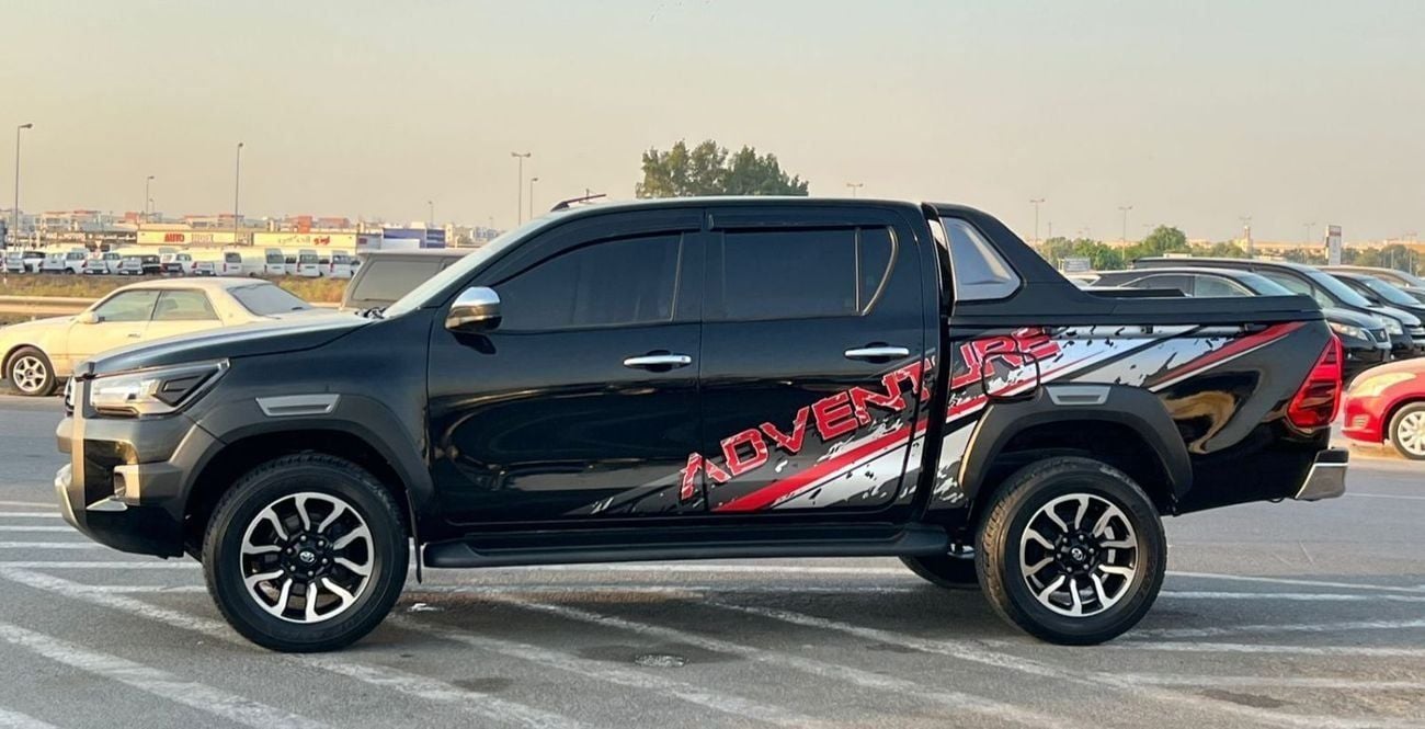تويوتا هيلوكس 2021 GL-2.7L V4 - Adventure Modified Full Option - Patrol  Manual  - PushStart -Rear Ca