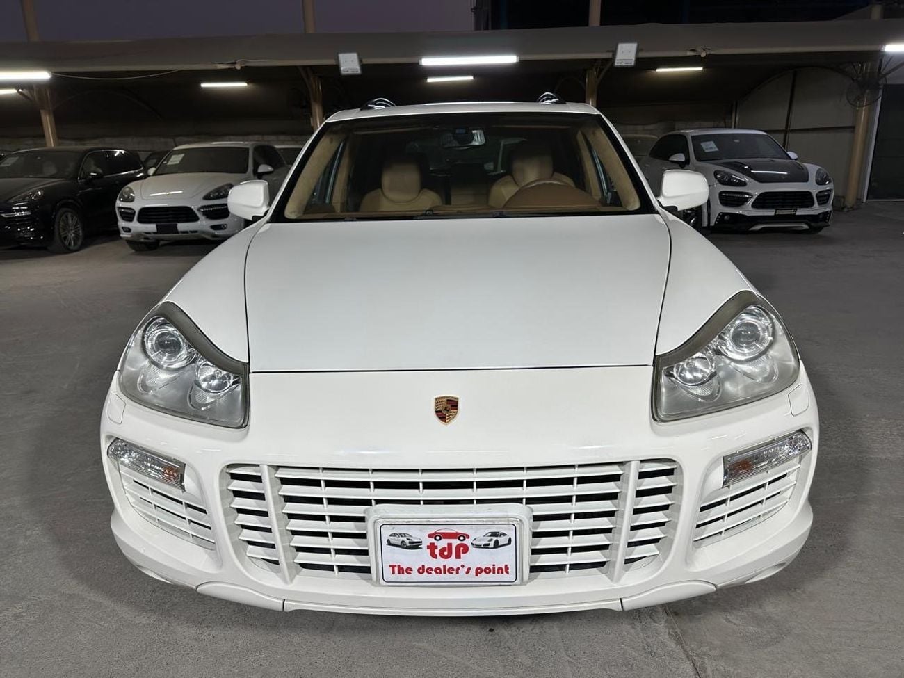 Porsche Cayenne PORSCHE CAYENNE GTS 2008 | SUNROOF | TWO KEYS | VERY LOW MILEAGE!