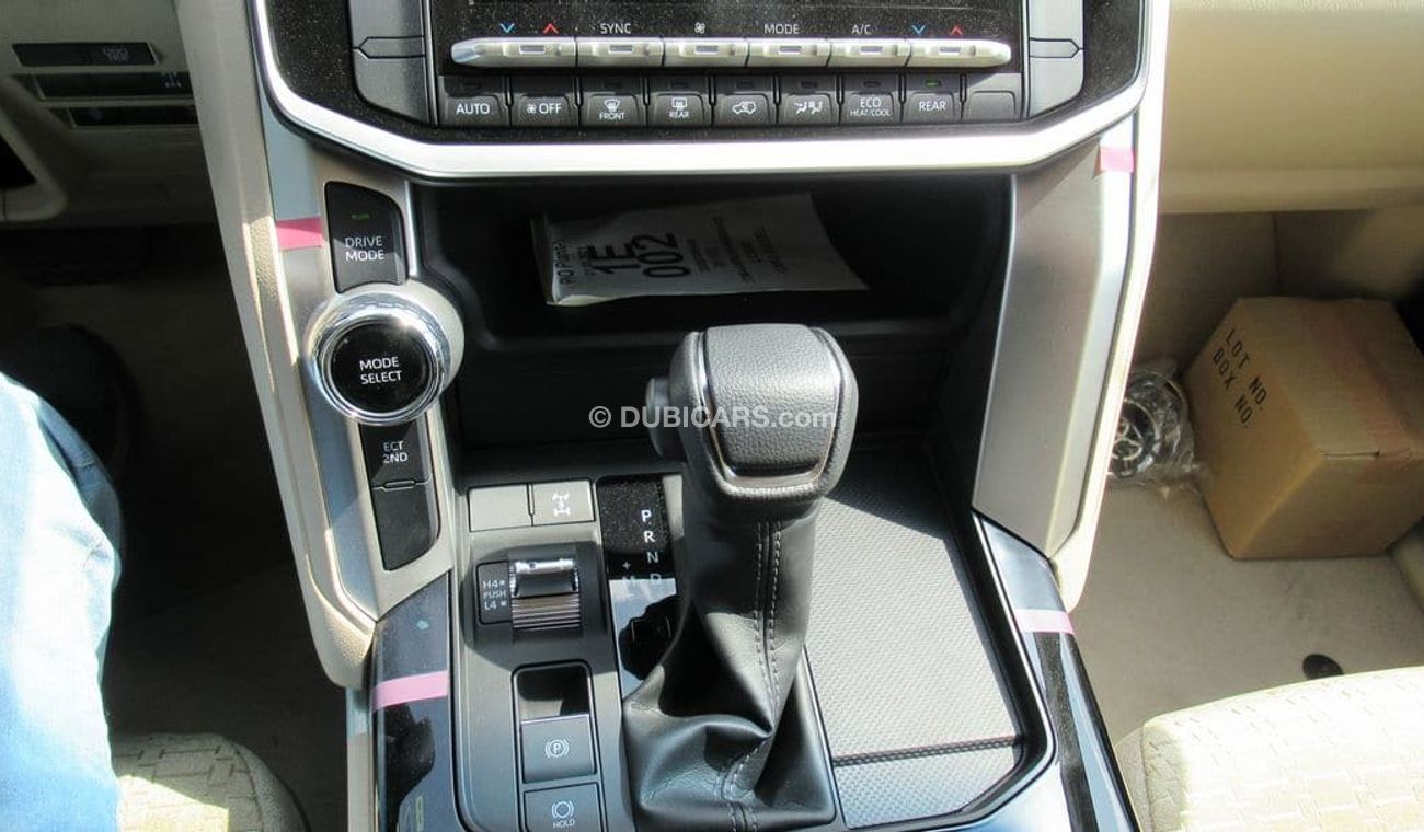 Toyota Land Cruiser L/C300 GXR 3.3L DSL A/T Floor 22YM-MID - SUNRF - 20 (4-CAM) - WHT_BEIG (For Export Only
