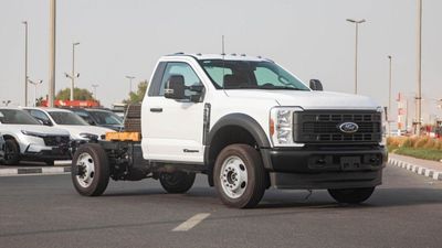 فورد F 550 XL 4WD A/T 19,500 lb (8,845 kg) GVWR | Super Duty | 2025 | For Local Registration +10%