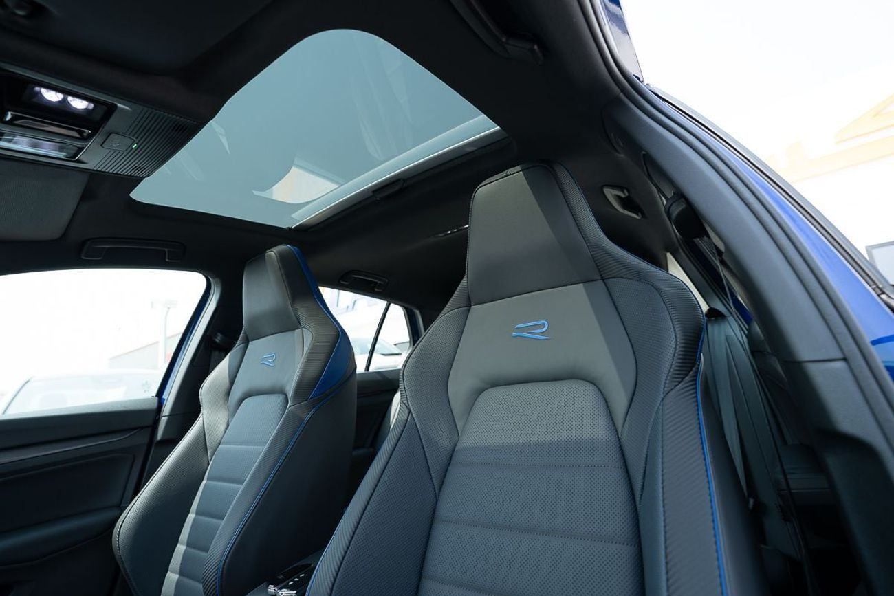 Volkswagen Golf R Topline 2.0L( 333HK) 2025