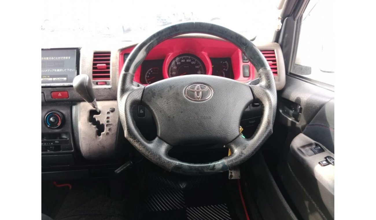 تويوتا هاياس TOYOTA HIACE VAN RIGHT HAND DRIVE(PM46703)