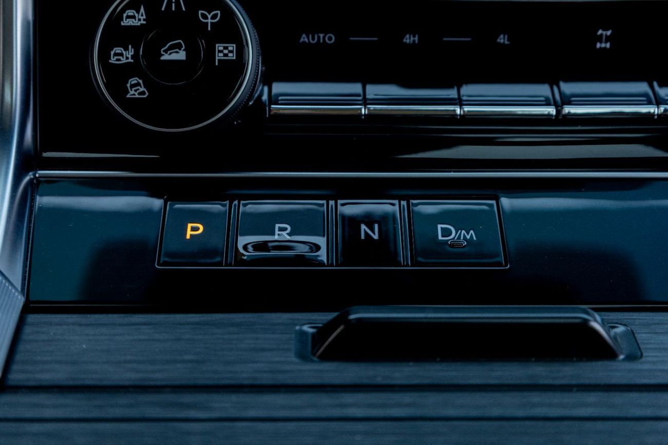 نيسان باترول SE Platinum City 3.8L