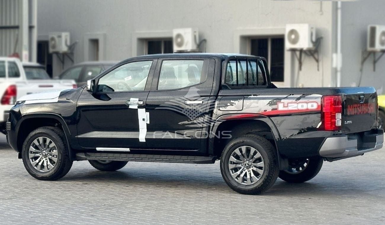 Mitsubishi L200 2.4L DC PICKUP PETROL 4WD GLX 5MT